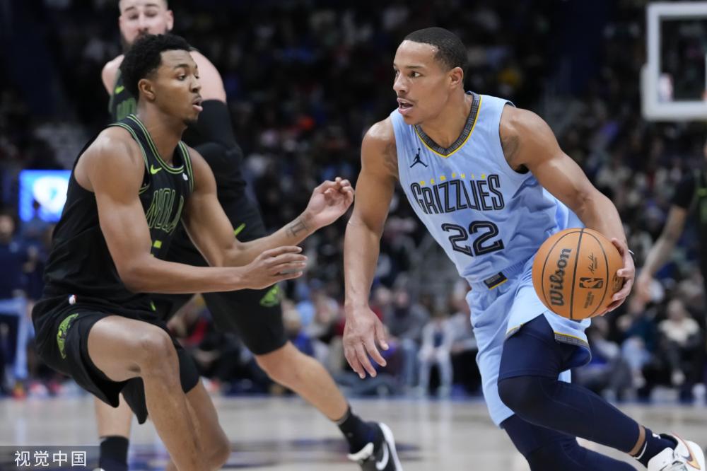 前场接连倒 前场接连倒