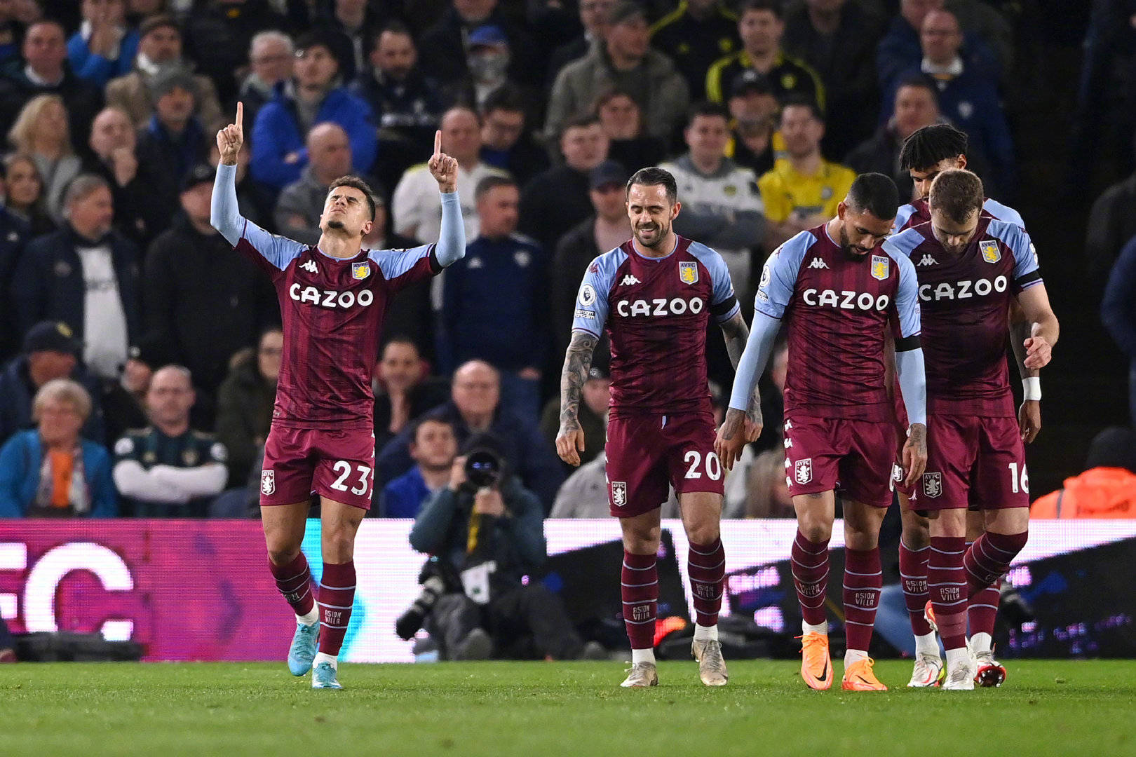 后卫在绿茵 后卫在绿茵